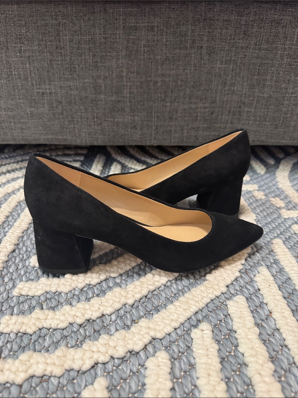 Marc Fisher LTD Black Suede Pointed Toe Block Heel Pumps Classic Shoes Size 6.5M